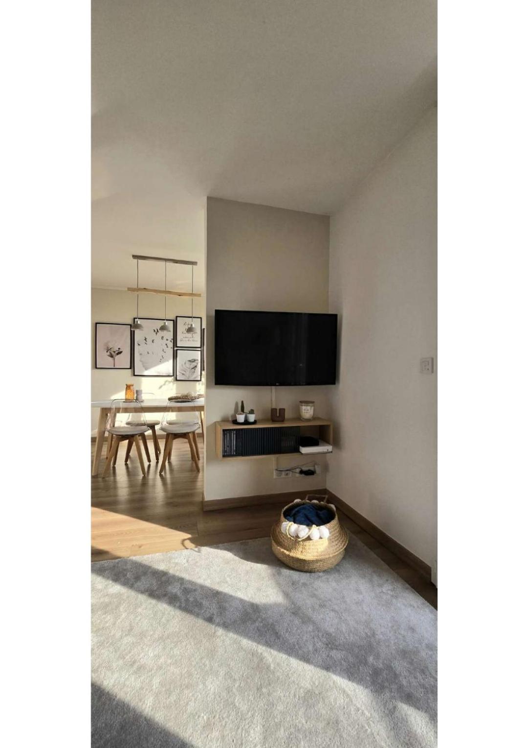 Appartement Superbe T3 Cosy, Parking Gratuit + Balcon à Riom Extérieur photo