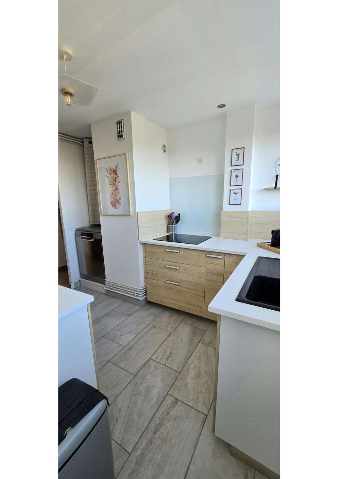 Appartement Superbe T3 Cosy, Parking Gratuit + Balcon à Riom Extérieur photo