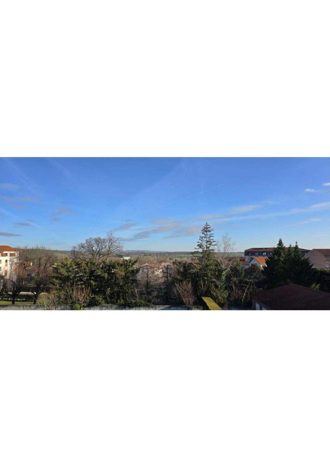 Appartement Superbe T3 Cosy, Parking Gratuit + Balcon à Riom Extérieur photo
