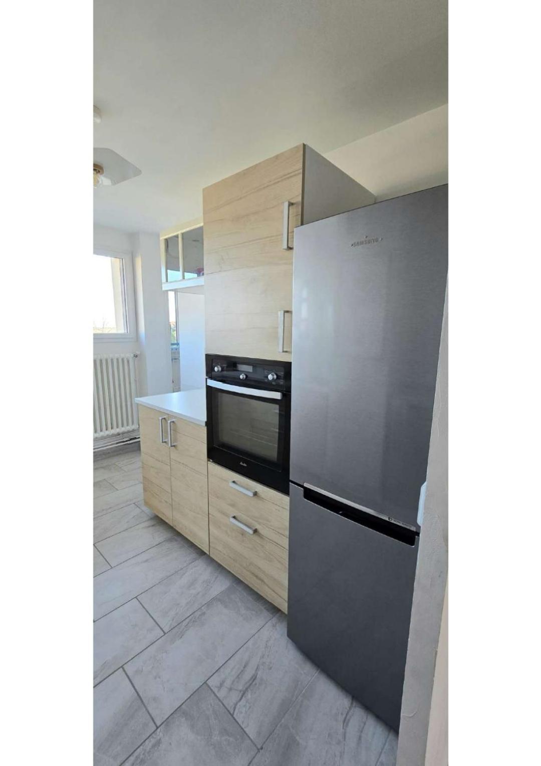 Appartement Superbe T3 Cosy, Parking Gratuit + Balcon à Riom Extérieur photo