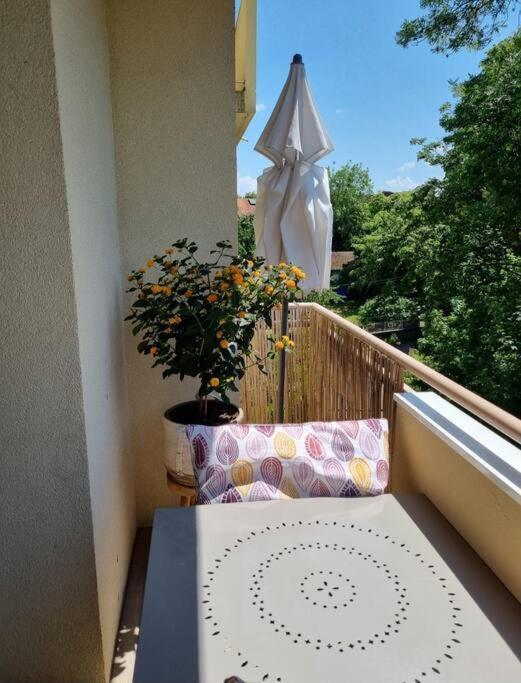 Appartement Superbe T3 Cosy, Parking Gratuit + Balcon à Riom Extérieur photo